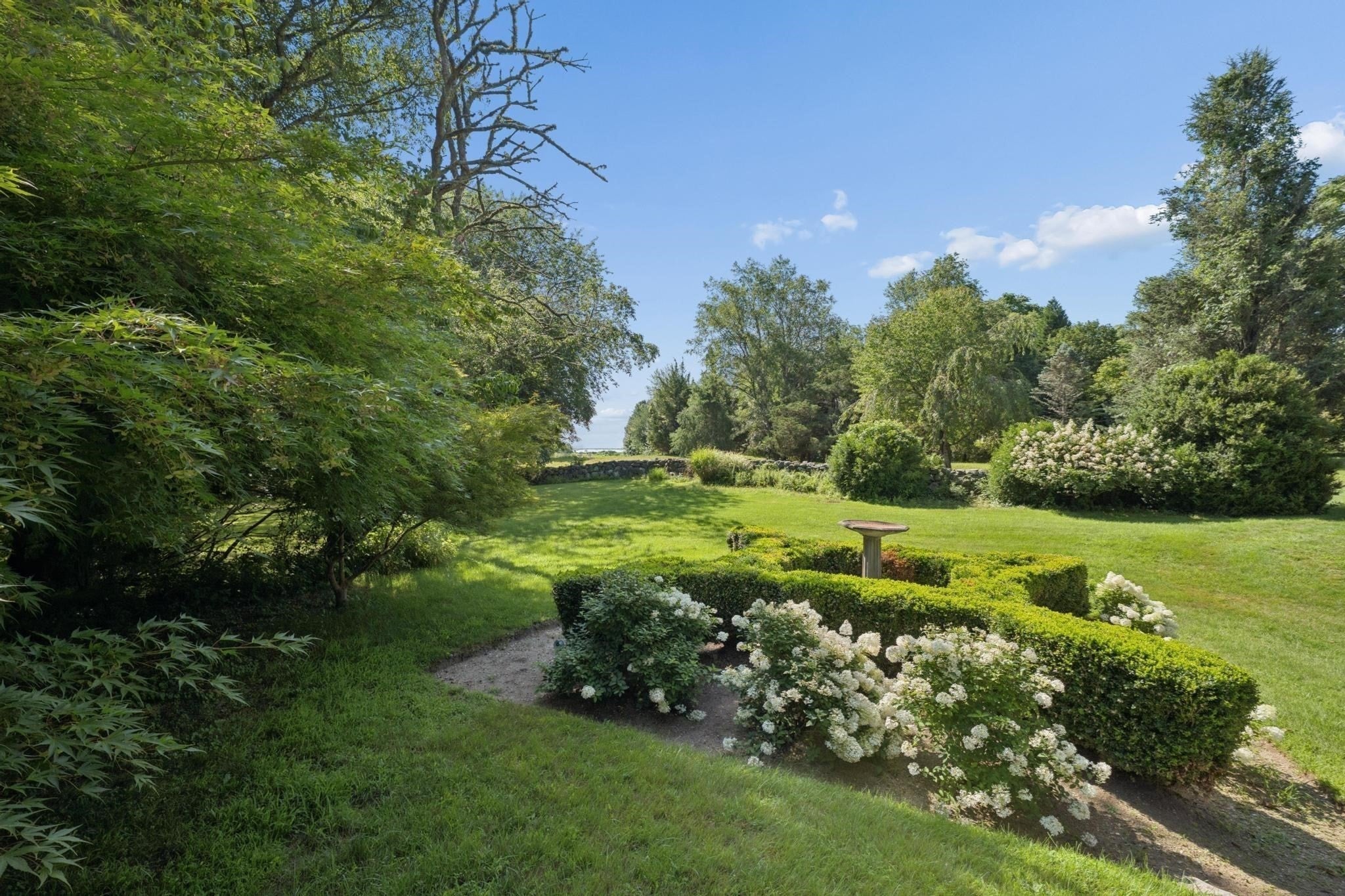 288 Russells Mills Rd, Dartmouth, MA Photo #7