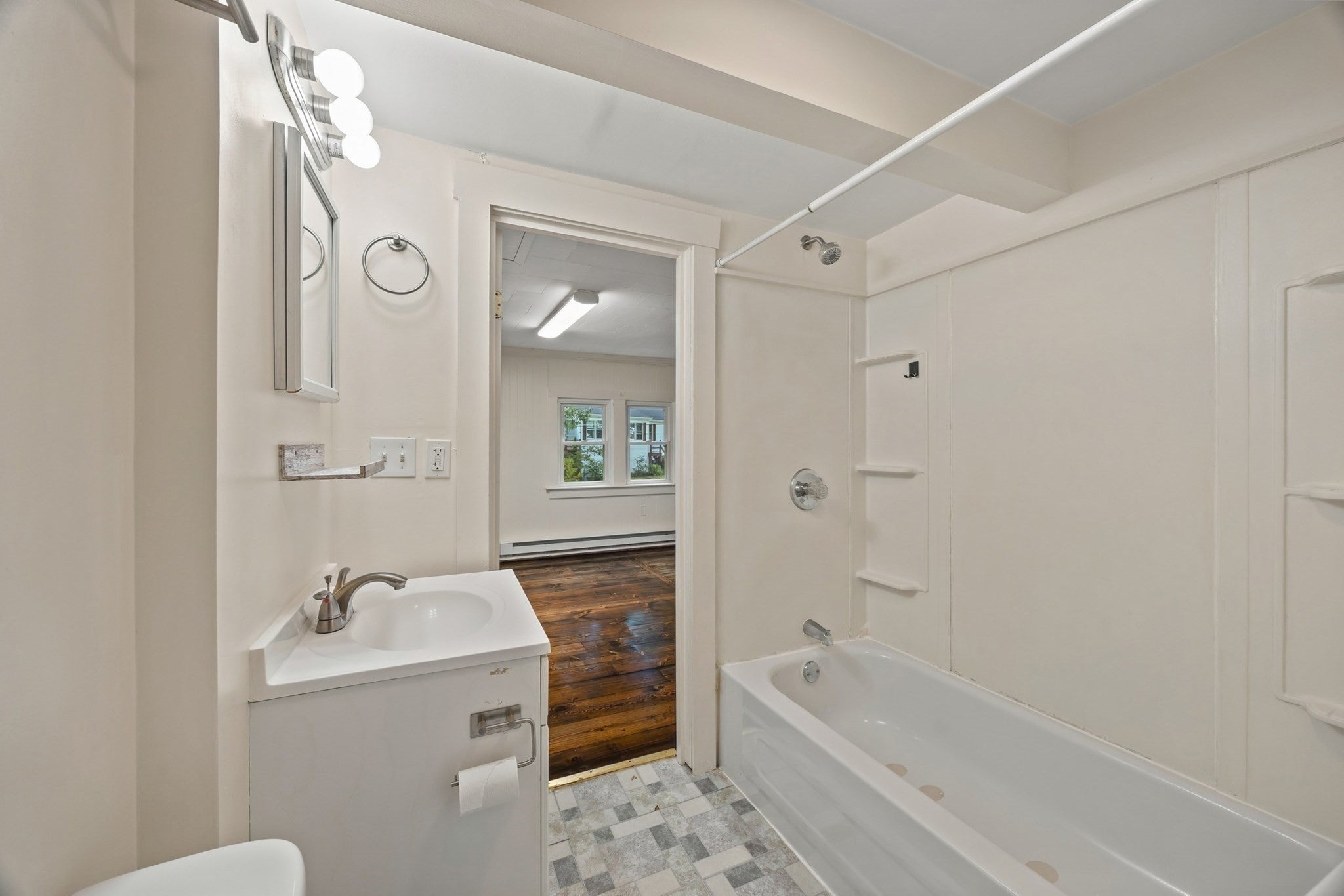 21 Faulkner Rd, Grafton, MA, 21 Faulkner Rd, Grafton, MA Photo #20