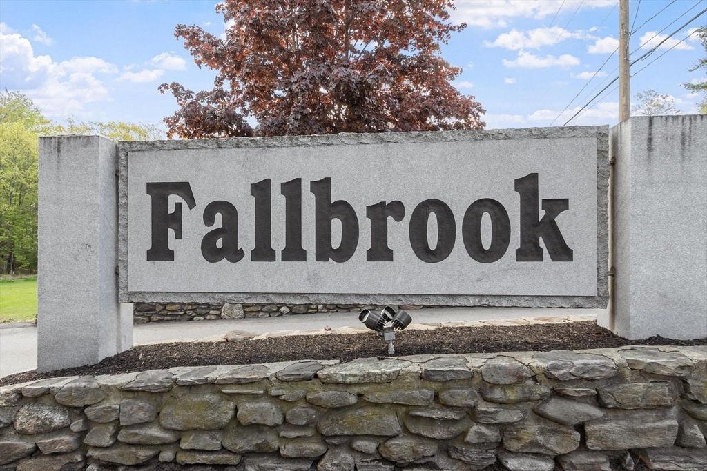 78 Meadow Pond Dr #P, Leominster, MA Photo #4