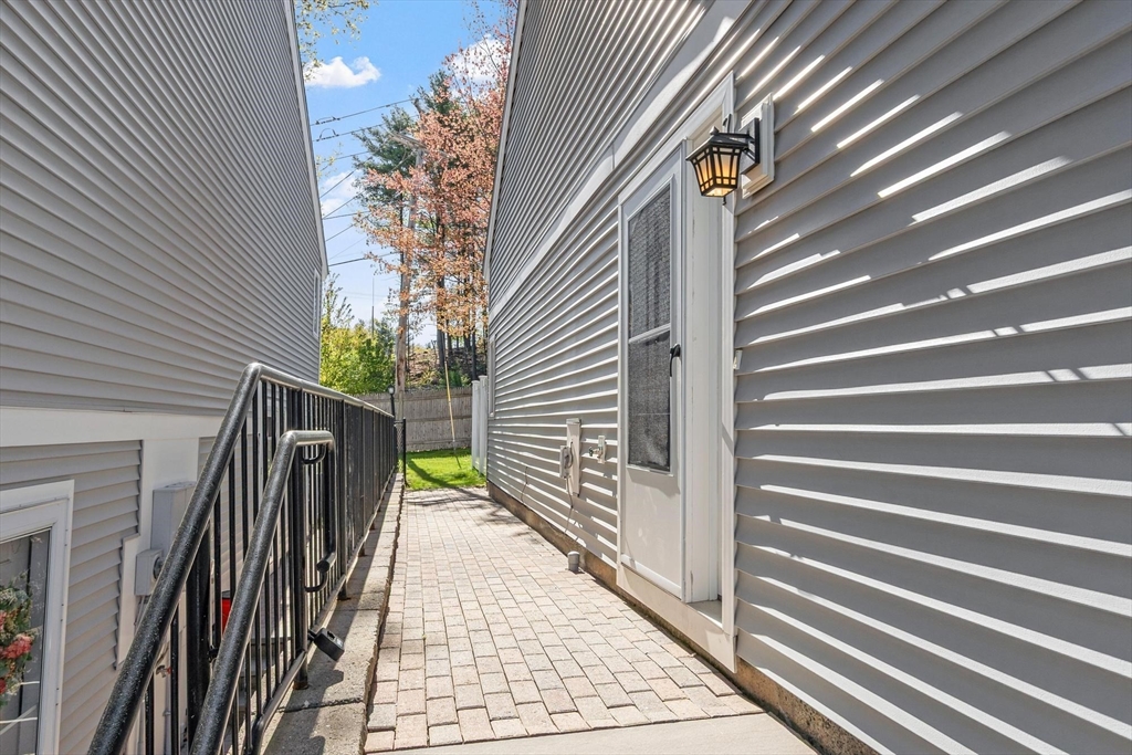 78 Meadow Pond Dr #P, Leominster, MA Photo #32