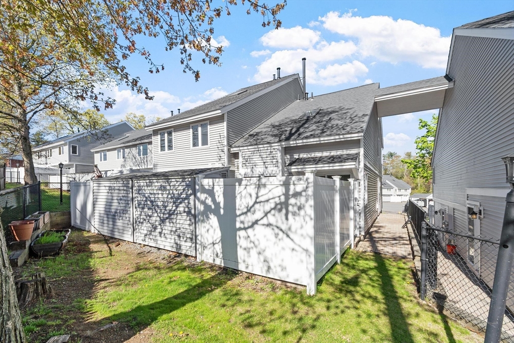 78 Meadow Pond Dr #P, Leominster, MA Photo #36