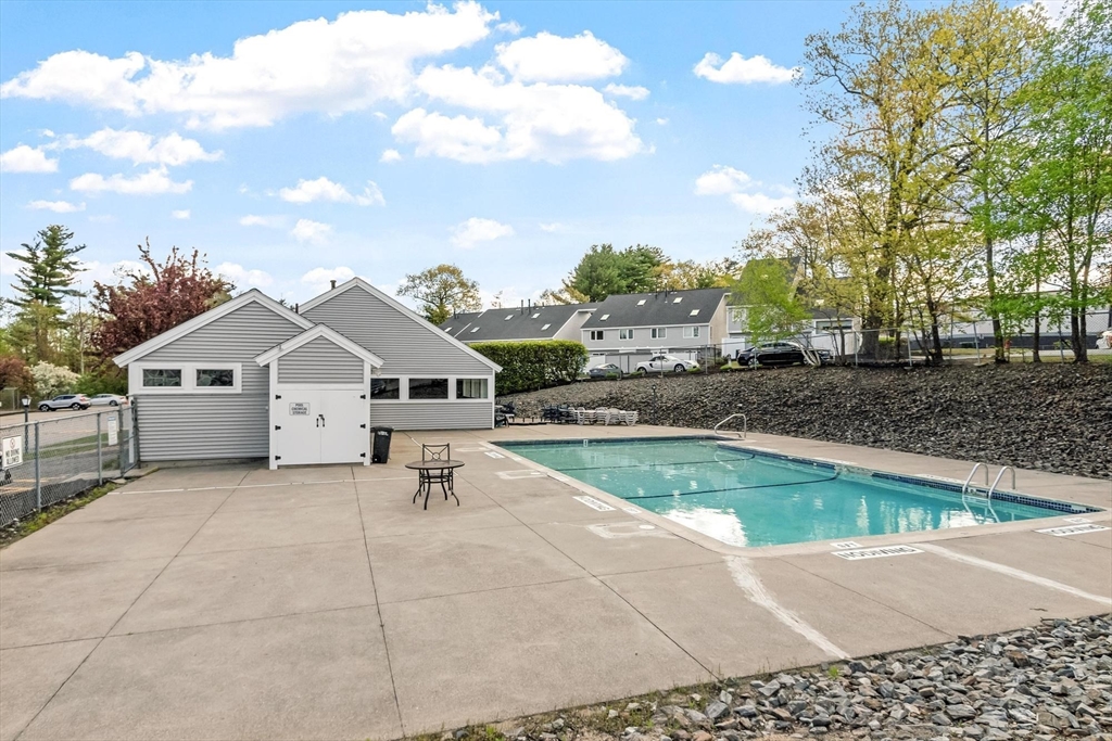 78 Meadow Pond Dr #P, Leominster, MA Photo #37