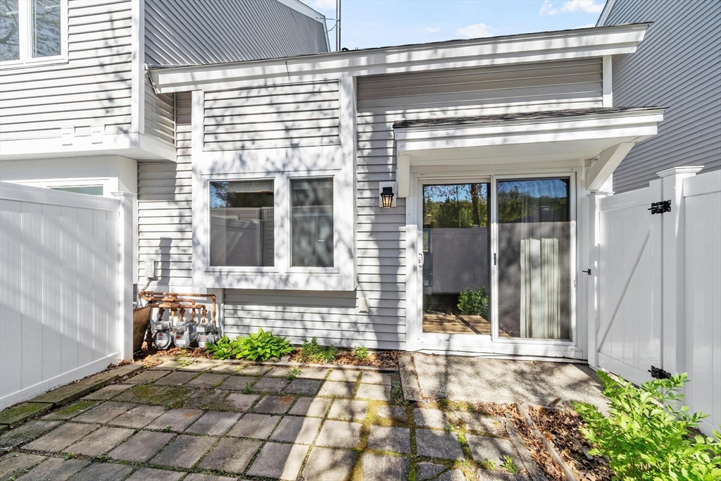 78 Meadow Pond Dr #P, Leominster, MA Photo #33