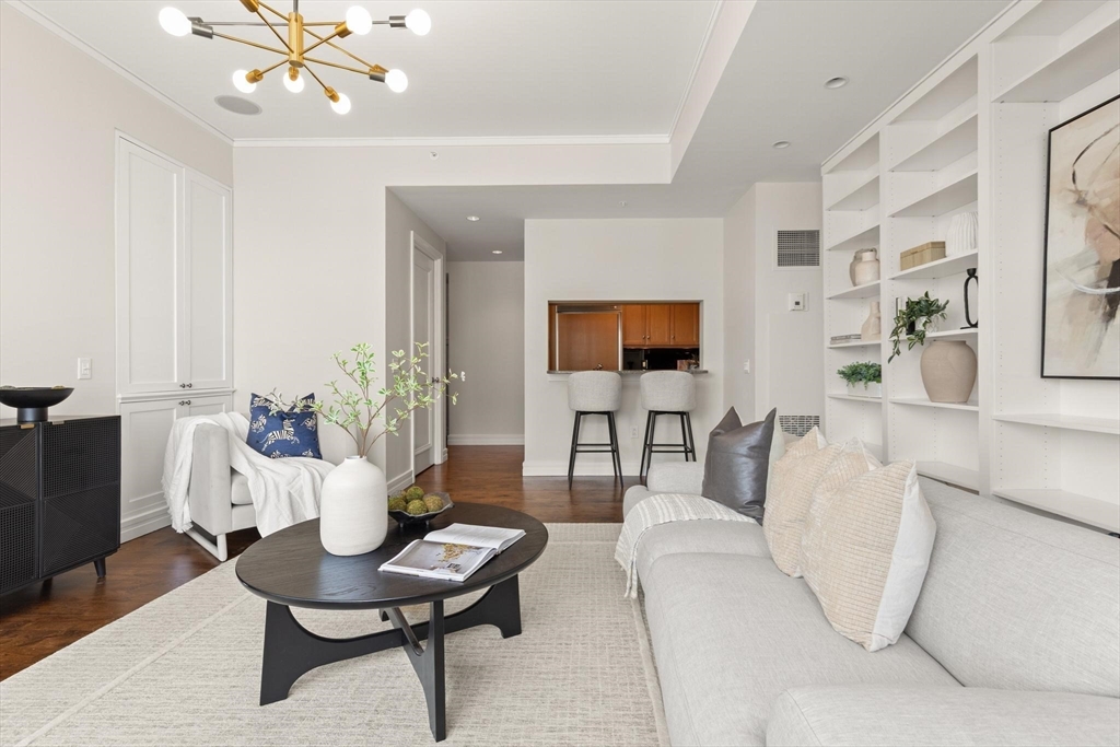 2 Avery Street 36F