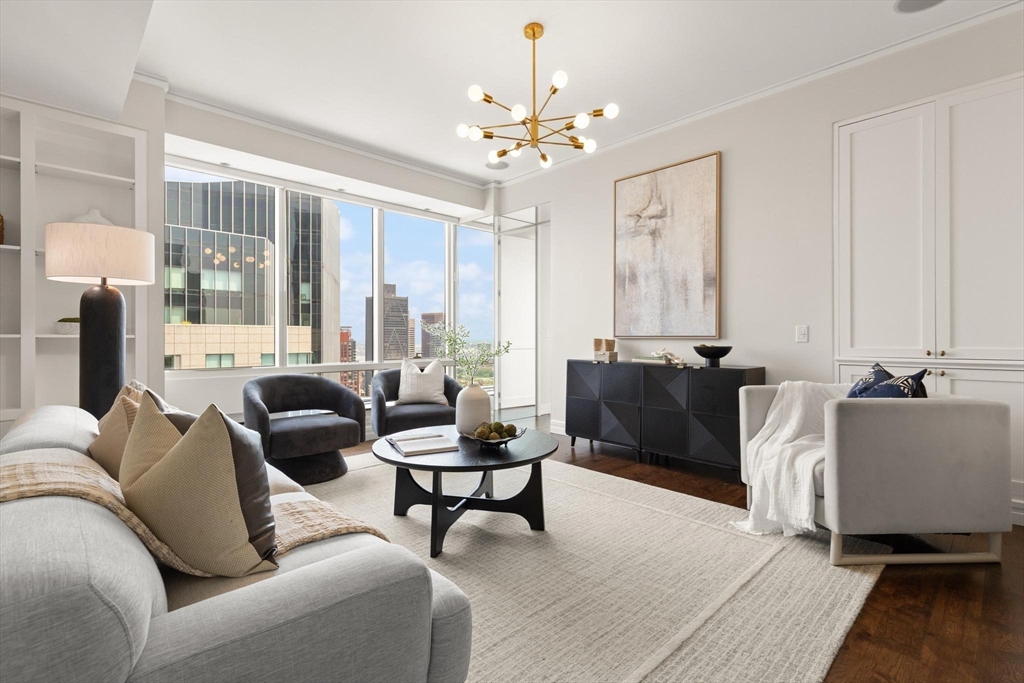 2 Avery Street 36F