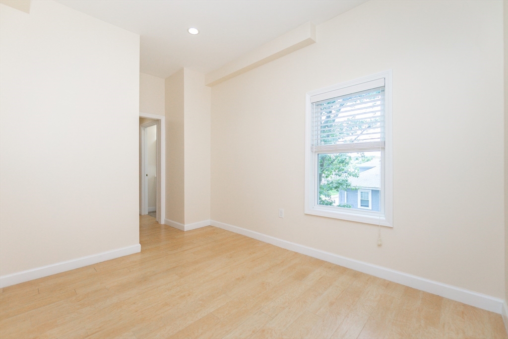 909 Hancock St #1, Quincy, MA Photo #12