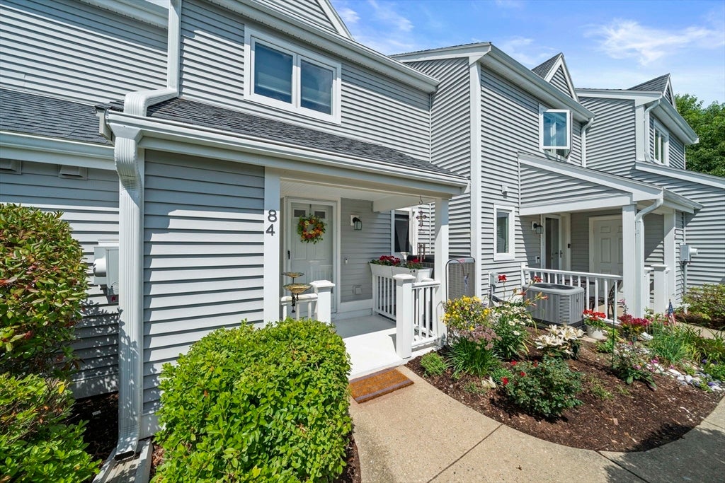 Photo of 84 Westcliff DR, Plymouth, MA