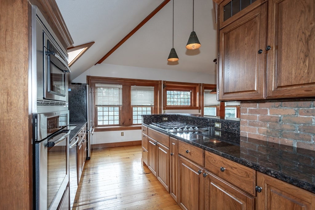 56 Court St, Westfield, MA, 56 Court St, Westfield, MA Photo #17