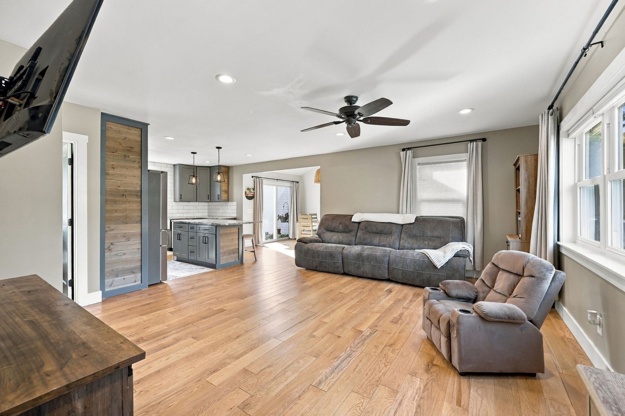 191 Lathrop St, South Hadley, MA, 191 Lathrop St, South Hadley, MA Photo #8