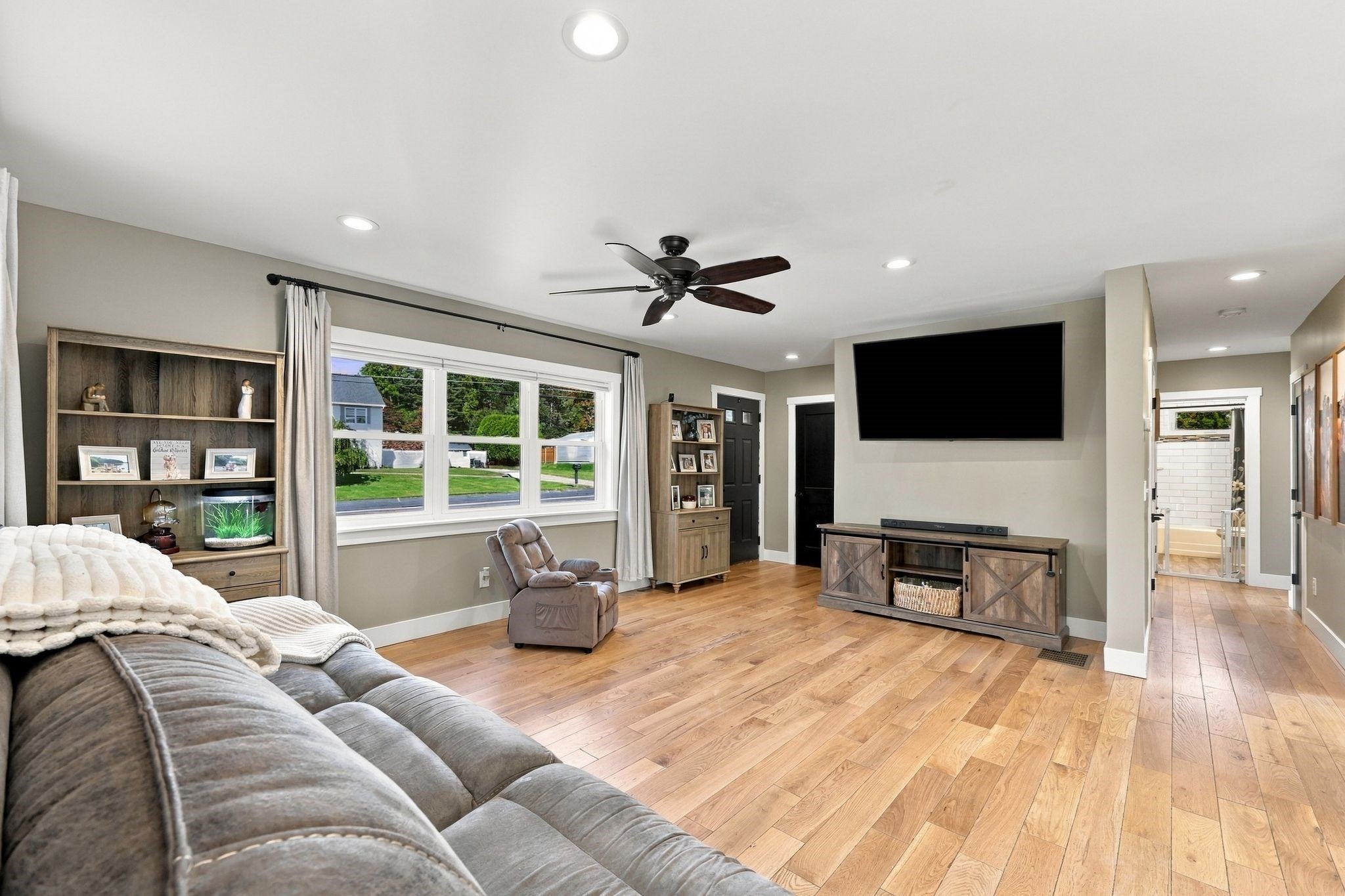191 Lathrop St, South Hadley, MA, 191 Lathrop St, South Hadley, MA Photo #6