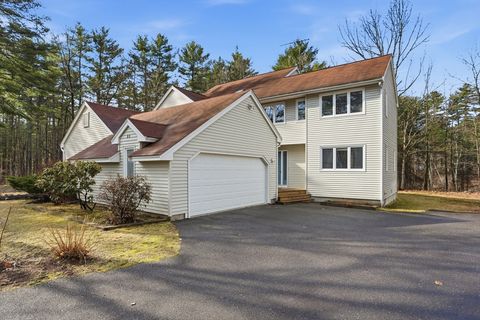 11 Longley Rd B9 Shirley MA 01464