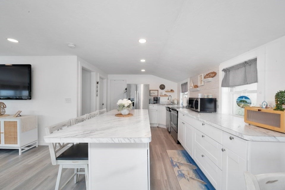 8 Green St, Wareham, MA Photo #11