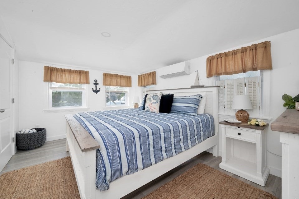8 Green St, Wareham, MA Photo #15