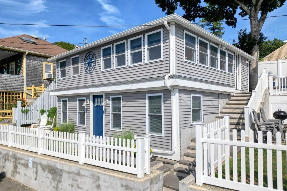 8 Green St, Wareham, MA Photo #1