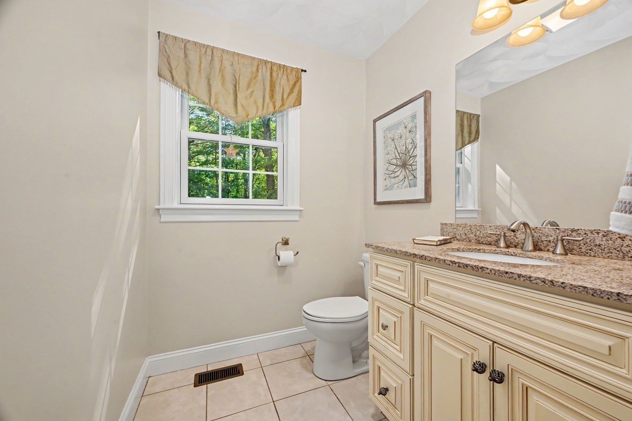 44 Ashwood Ave, Wilmington, MA Photo #15