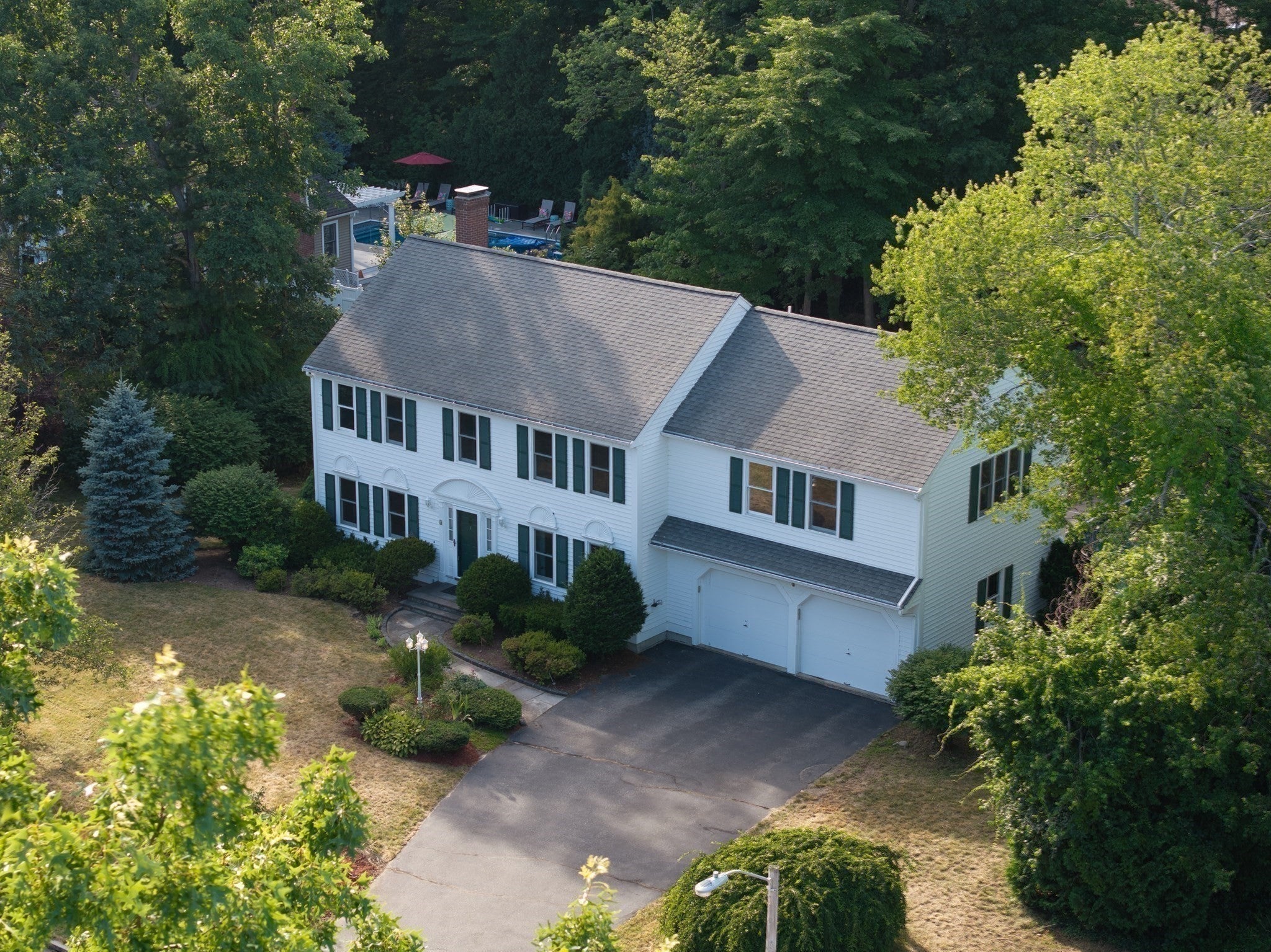 4 Flint Meadow Ln