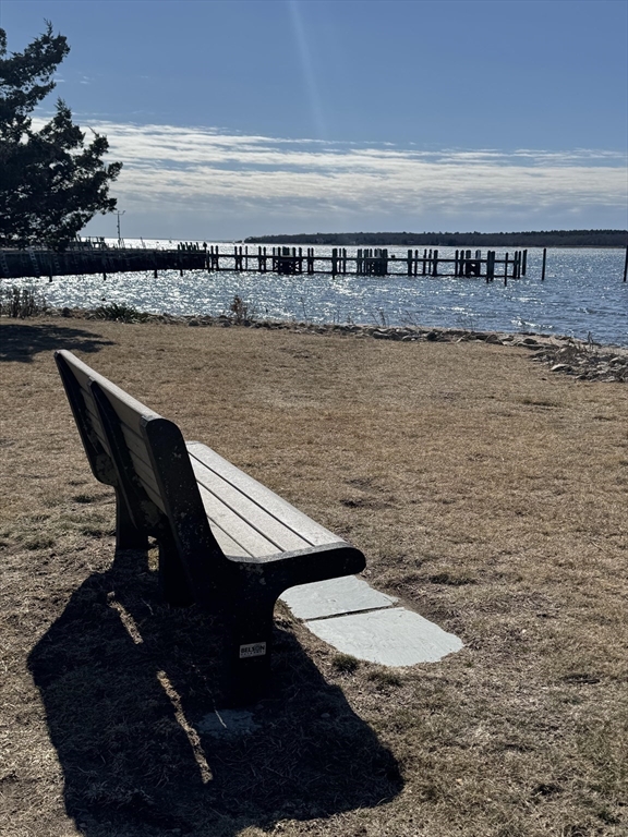 Mattapoisett, Massachusetts 02739, United States, 2 Bedrooms Bedrooms, ,1 BathroomBathrooms,Residential,Active,25448