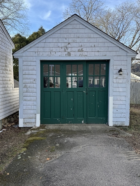 Mattapoisett, Massachusetts 02739, United States, 2 Bedrooms Bedrooms, ,1 BathroomBathrooms,Residential,Active,25448