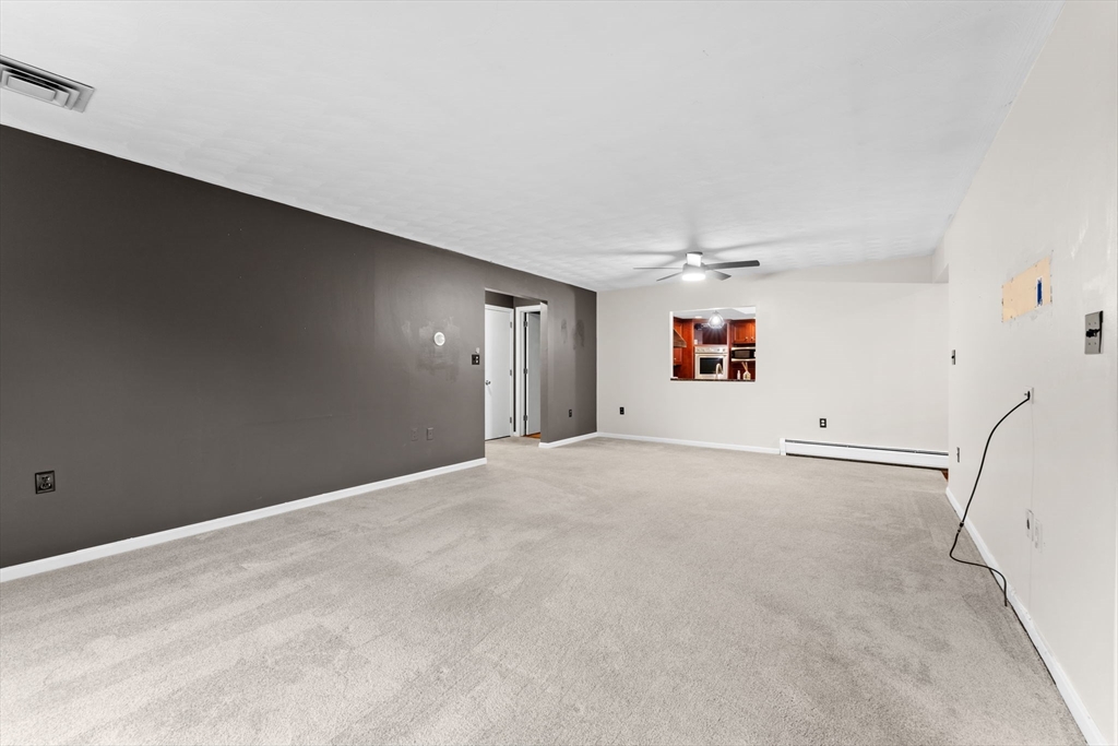 8 Diane Dr