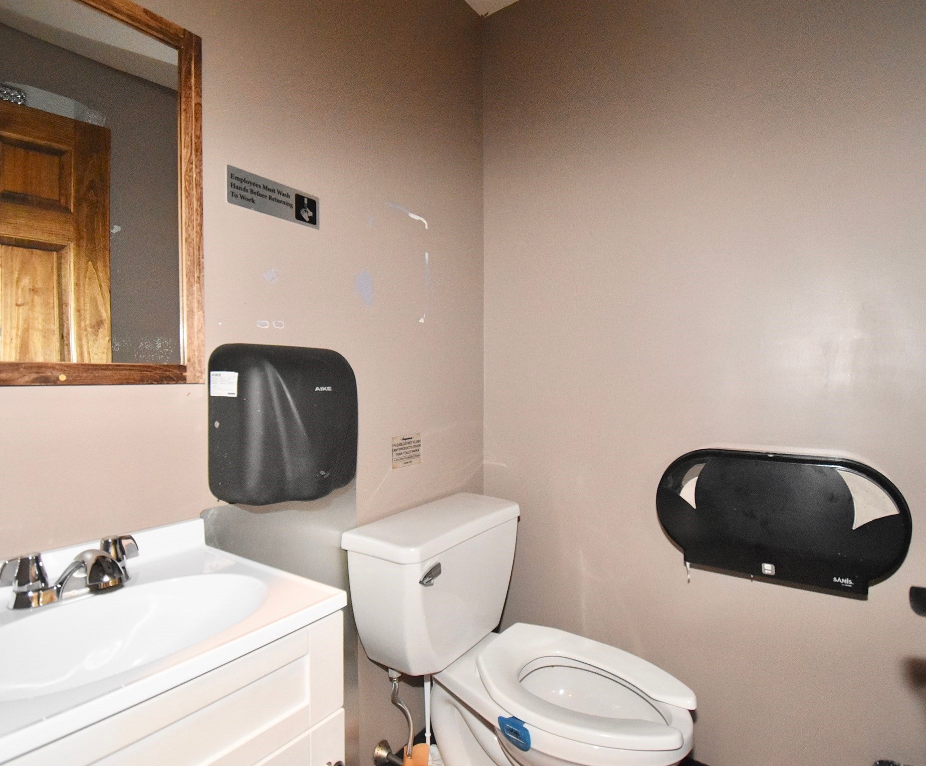 664-668 Page Blvd, Springfield, MA, 664-668 Page Blvd, Springfield, MA Photo #14