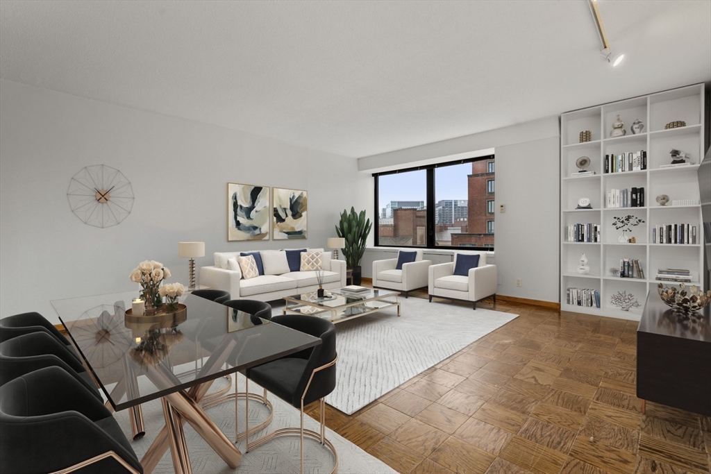 65 East India Row 10G