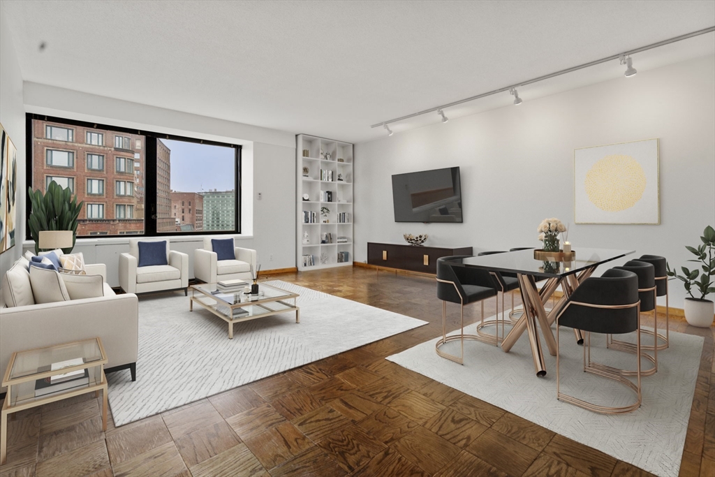 65 East India Row 10G