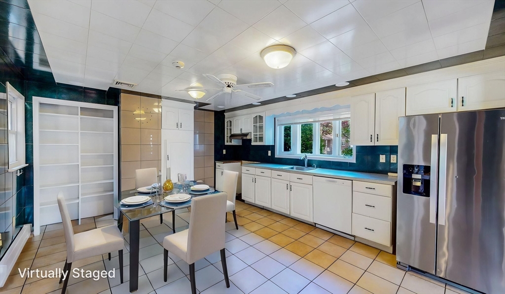 298 River St 298