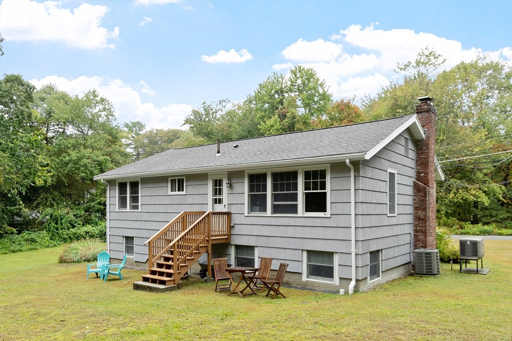 4 Longmeadow Rd