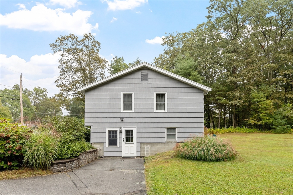 4 Longmeadow Rd