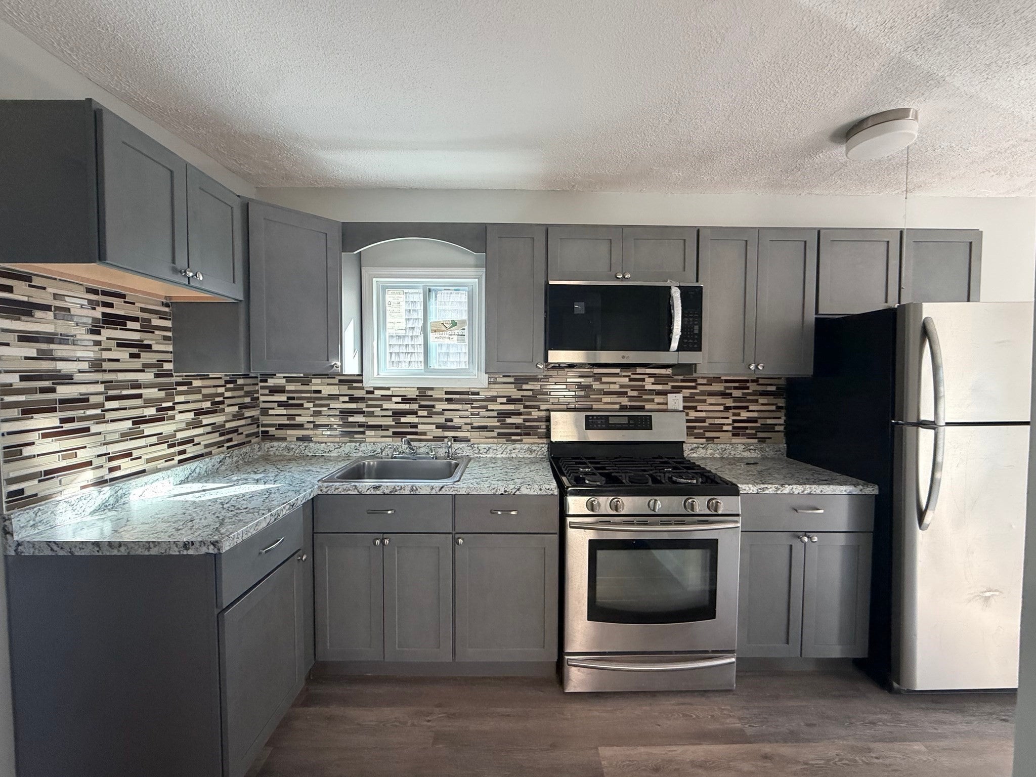 84 Walden St, New Bedford, MA, 84 Walden St, New Bedford, MA Photo #5