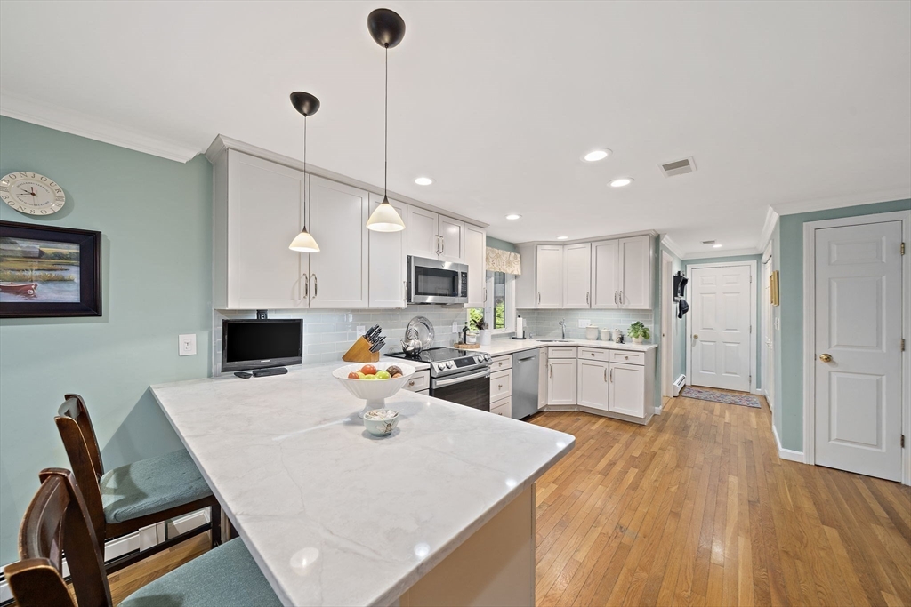 3 Jones River Dr