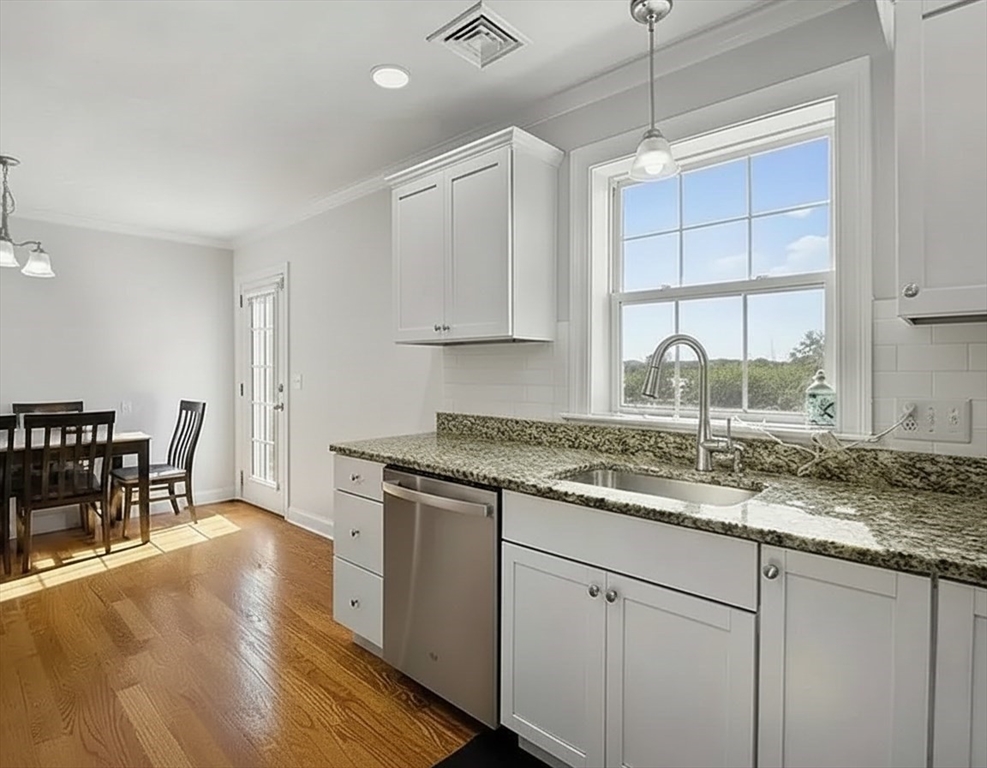 1400 Gorham Street 30