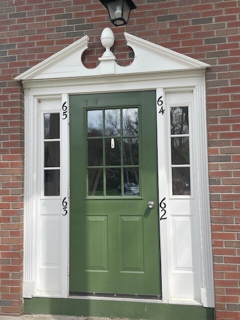 80 Brush Hill Ave 65