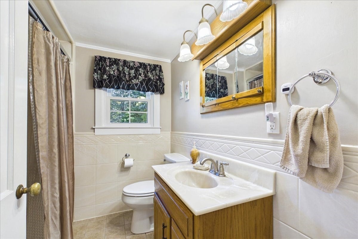 1876 Phinneys Ln, Barnstable, MA, 1876 Phinneys Ln, Barnstable, MA Photo #18
