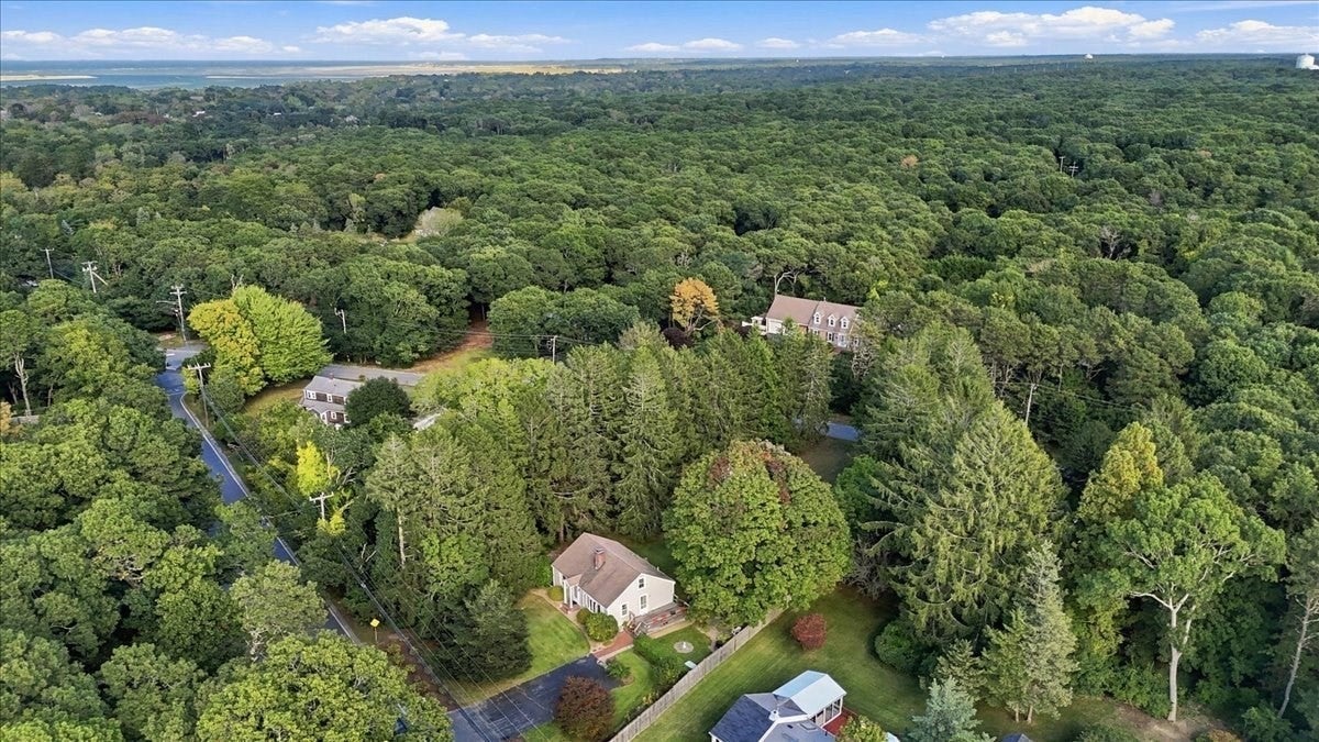 1876 Phinneys Ln, Barnstable, MA, 1876 Phinneys Ln, Barnstable, MA Photo #36
