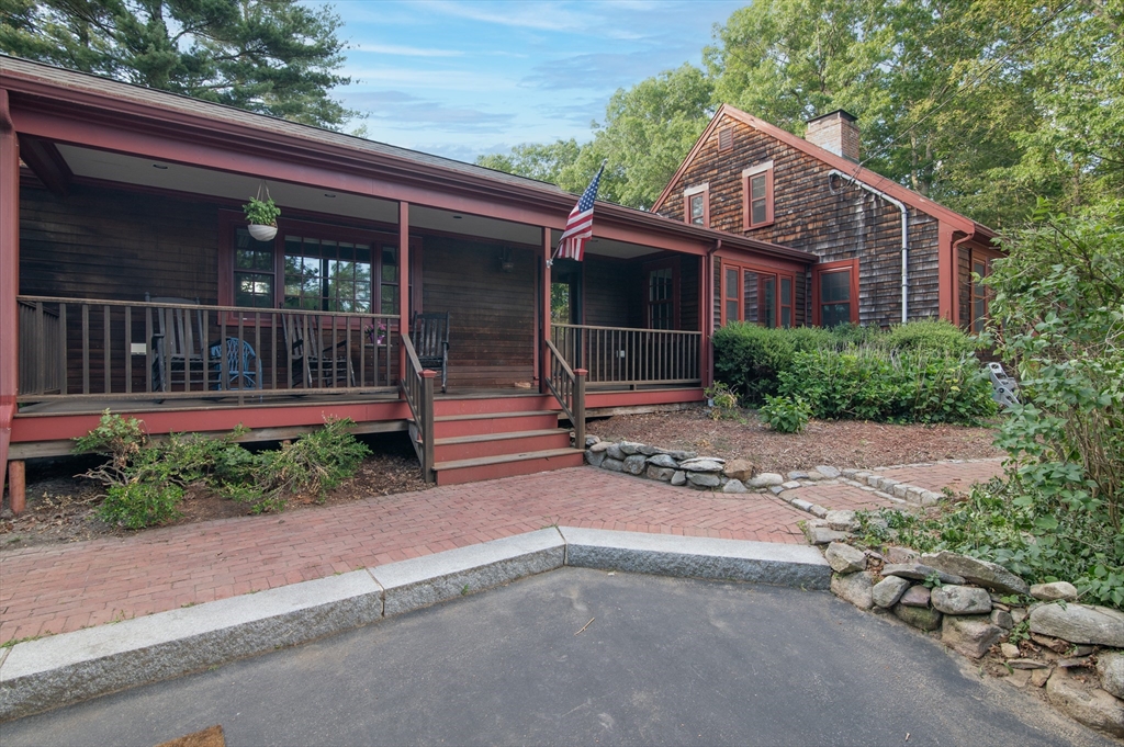 221 Circuit Street