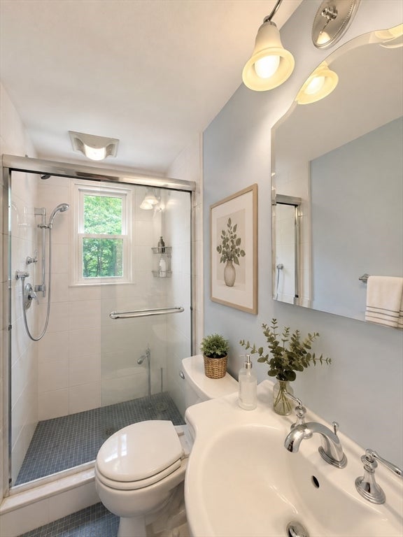 27 Maplewood Ave, Newton, MA, 27 Maplewood Ave, Newton, MA Photo #7