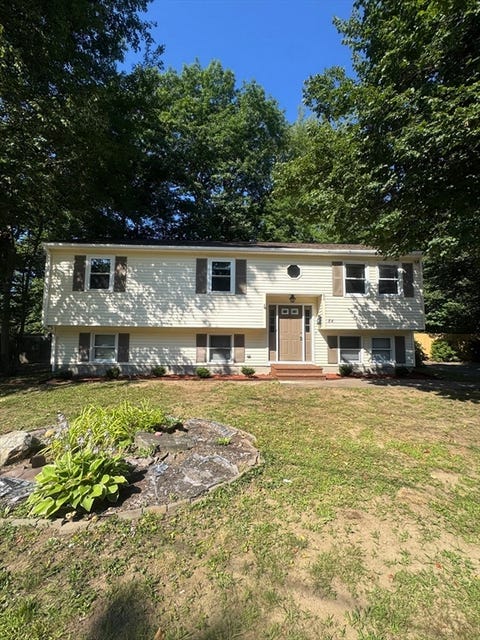 Photo of 84 Catherine Street, Gardner, MA 01440 (MLS # 73563671)