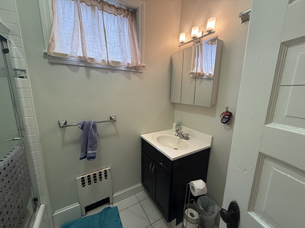 49 Grafton St #1, Arlington, MA Photo #6