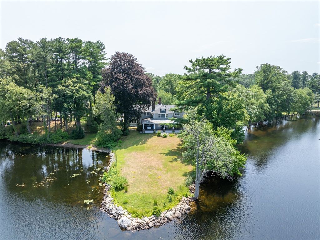 Photo of 15 Geneva Rd, Andover, MA 01810 (MLS # 73503607)