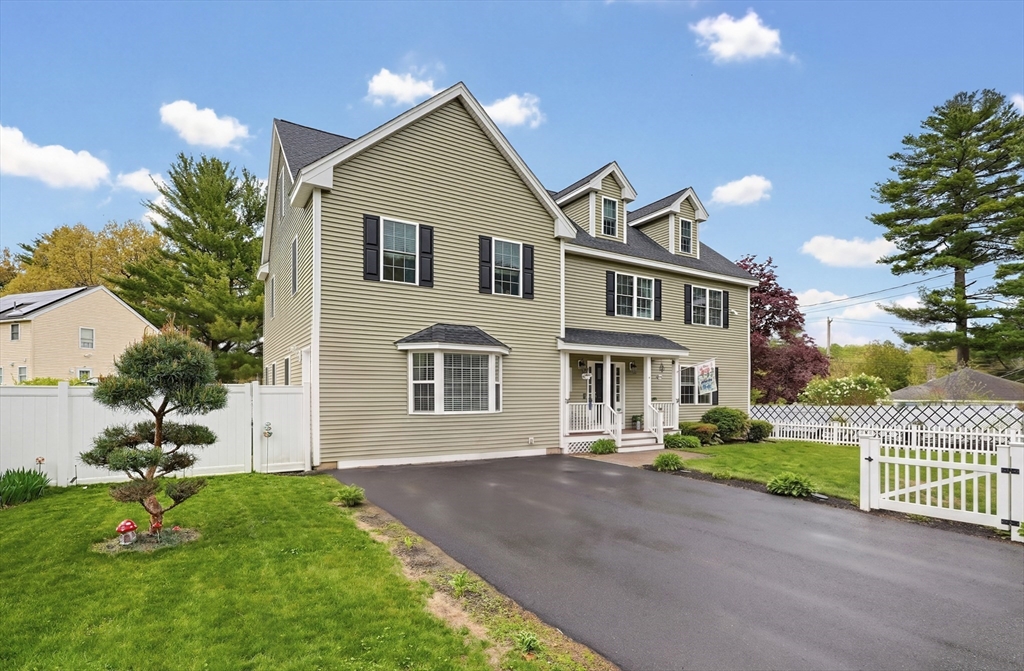16 Poitras Ave, Tyngsborough, MA Photo #3