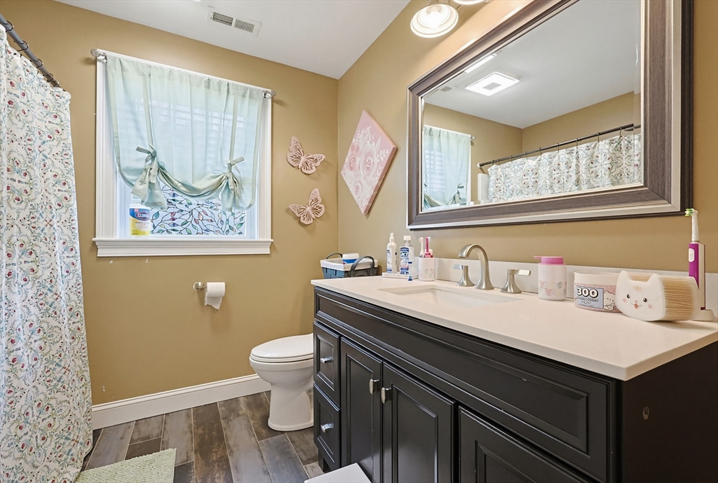 16 Poitras Ave, Tyngsborough, MA Photo #39