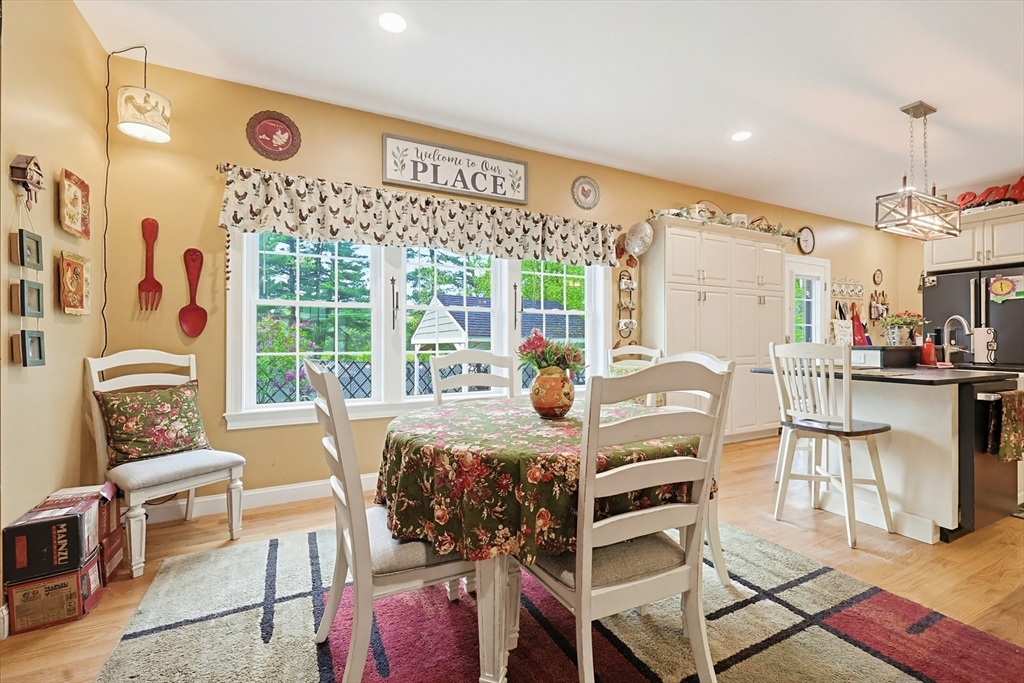 16 Poitras Ave, Tyngsborough, MA Photo #19