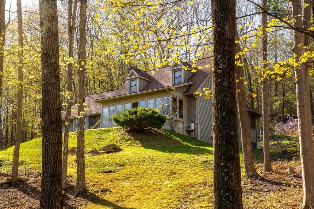 49 Burt Rd