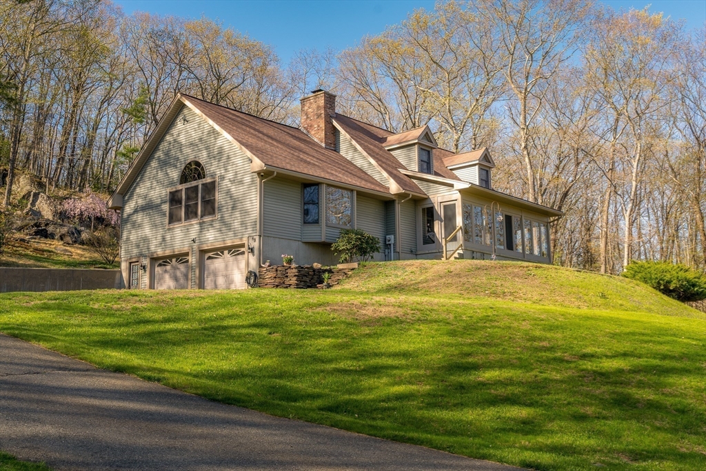 49 Burt Rd