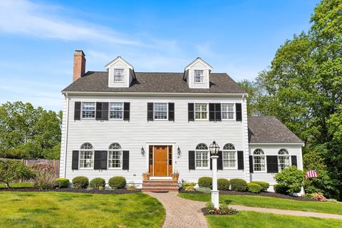 38 Thoreau Cir Beverly MA 01915