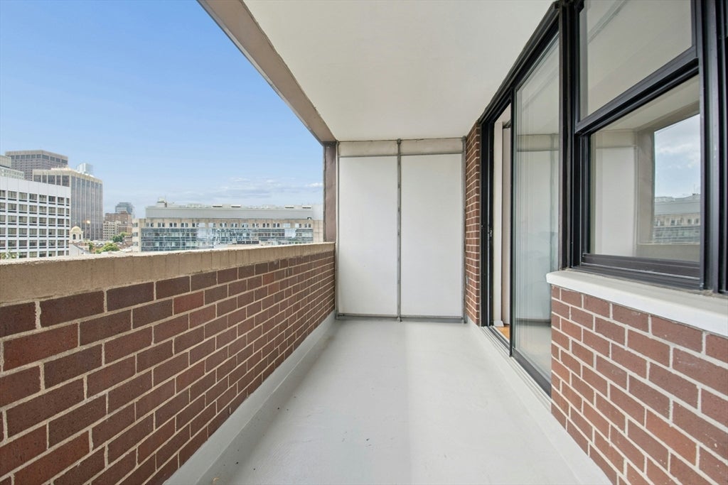 2 Hawthorne Pl 10K