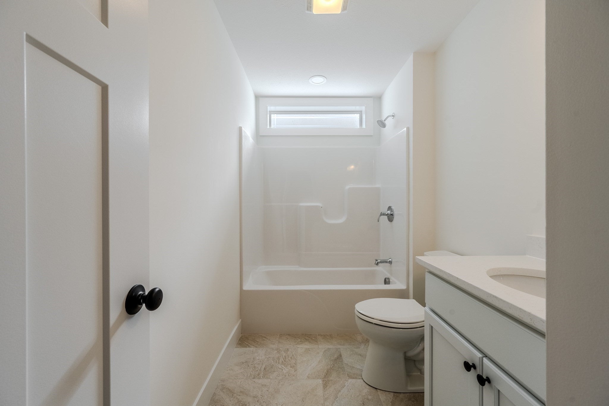 112 Genest St #16, Dracut, MA, 112 Genest St #16, Dracut, MA Photo #12