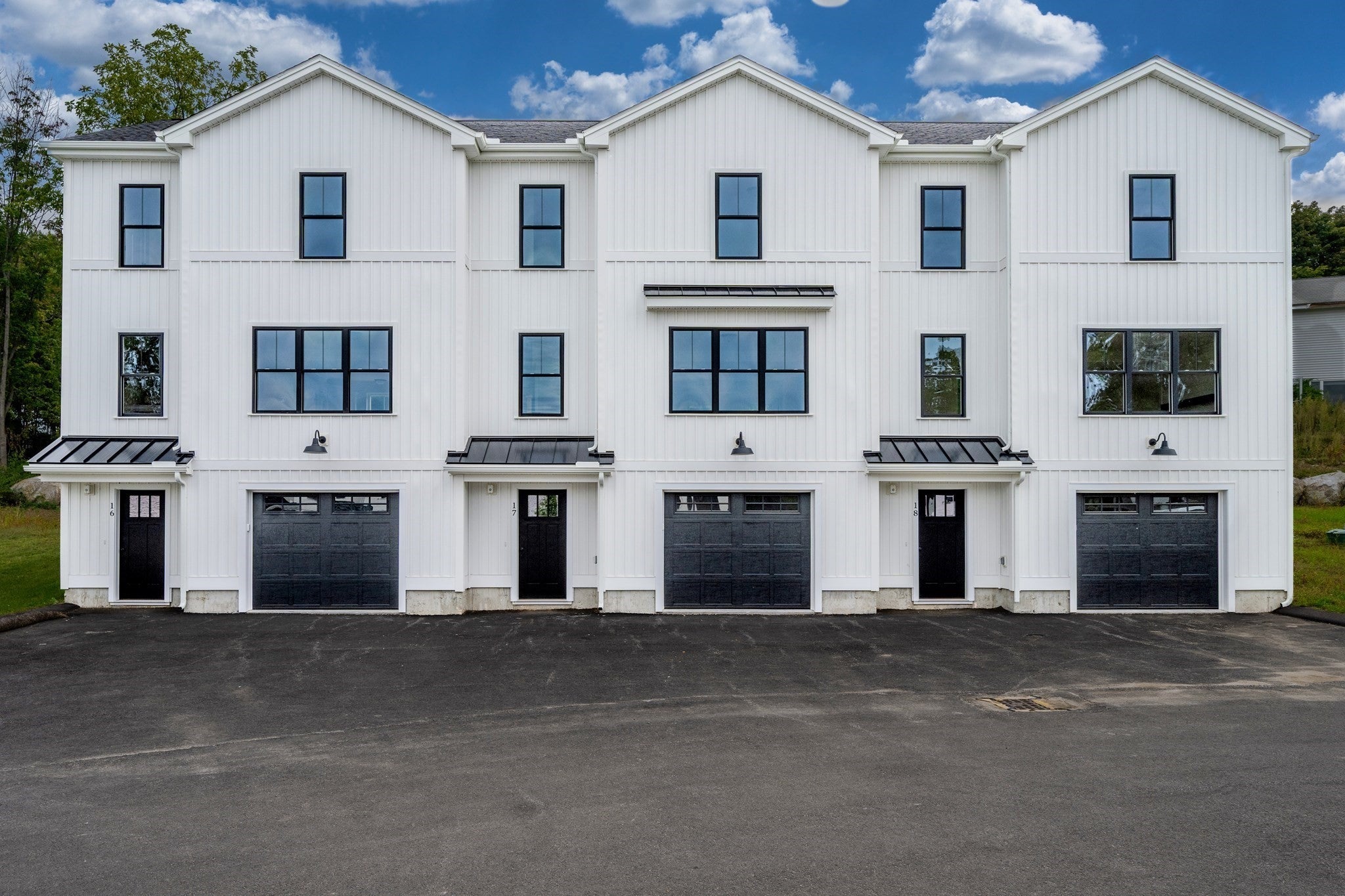 112 Genest St #16, Dracut, MA, 112 Genest St #16, Dracut, MA Photo #1