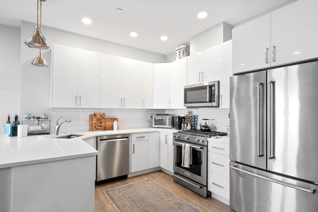 610 Rutherford Avenue 502